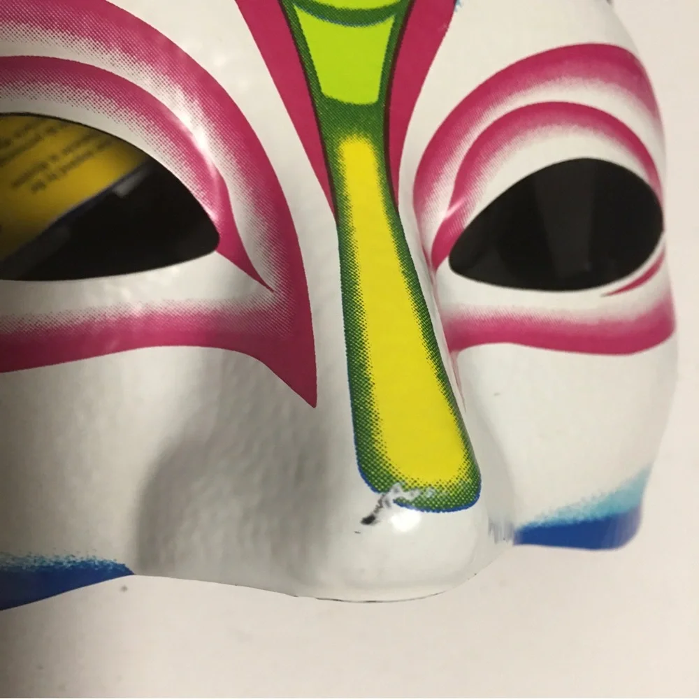 Colorful Mystere Cirque DuSoleil Half Mask The Lizards Plastic Ribbon Ties NWT